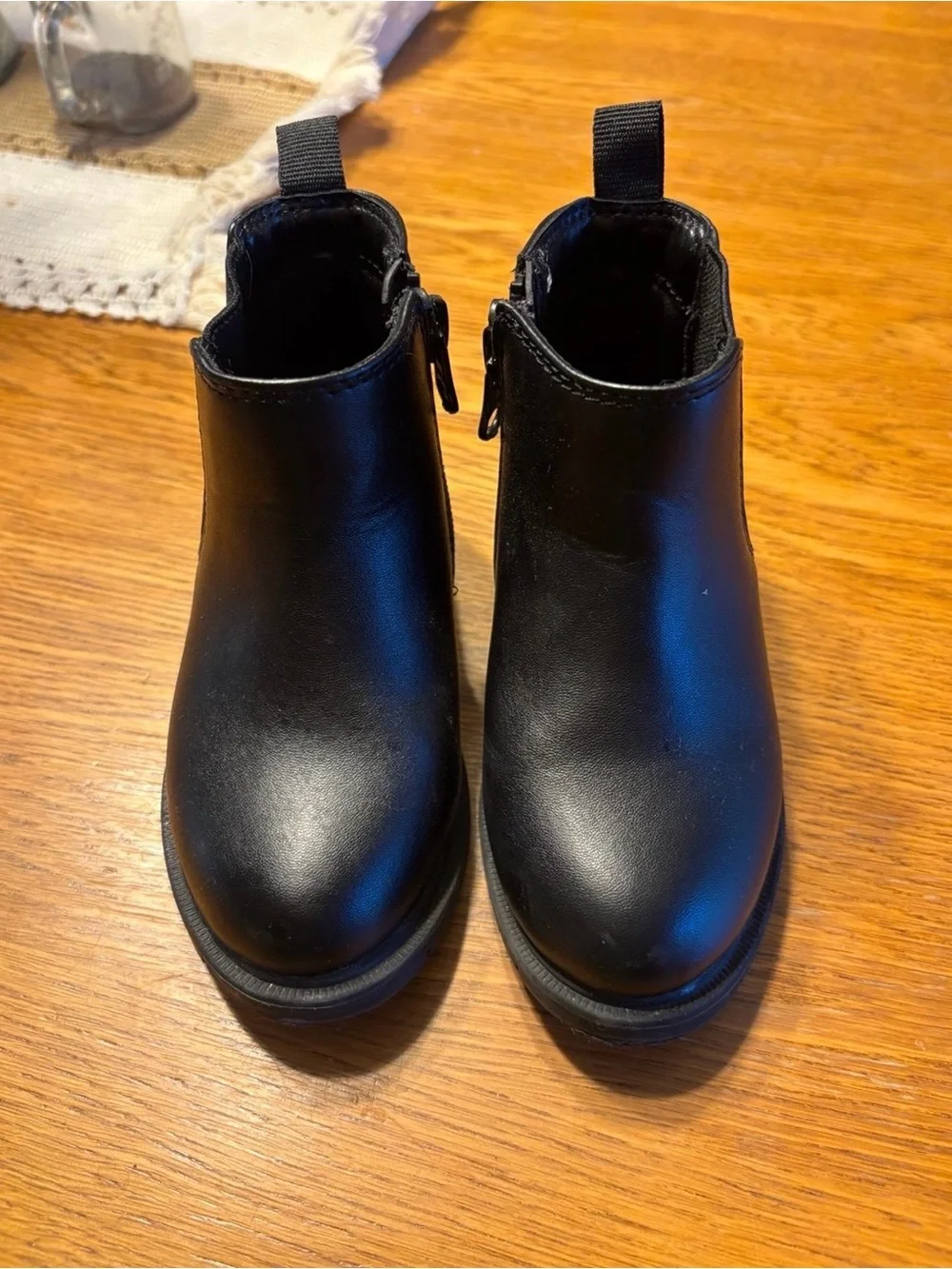 Cat & Jack Black Kids Chelsea Boots with Side Zip